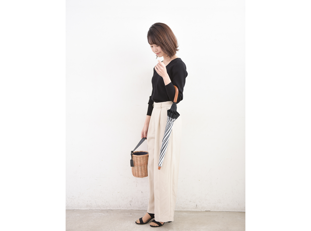 2段折 / 白黒ストライプ | 完全遮光日傘｜サンバリア100