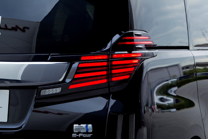 お*む様 METEO 流れるウィンカー ヴェルファイア 30系前期