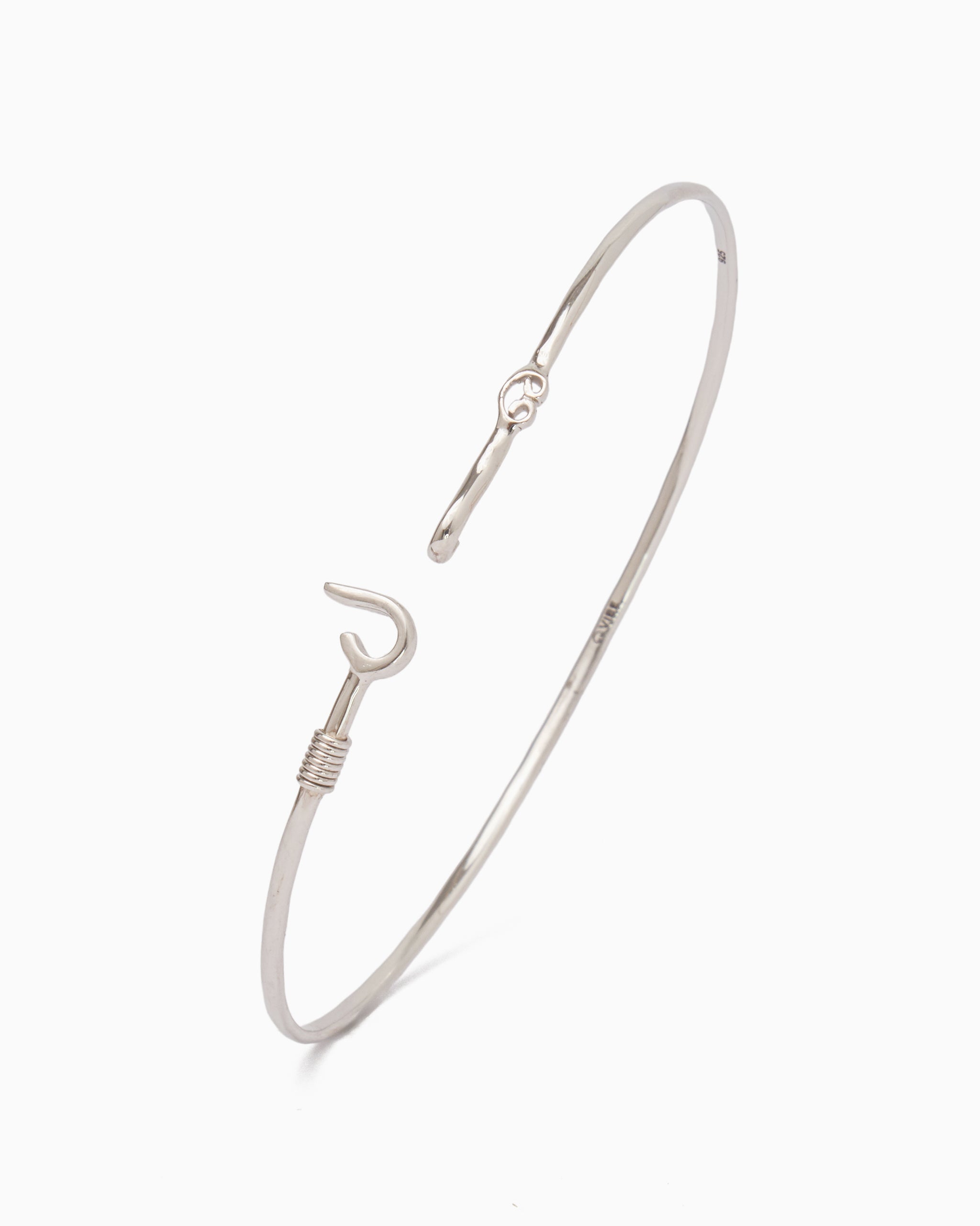 Dainty St. John Hook Bracelet with Open Petroglyph, 1.5mm - Vibe