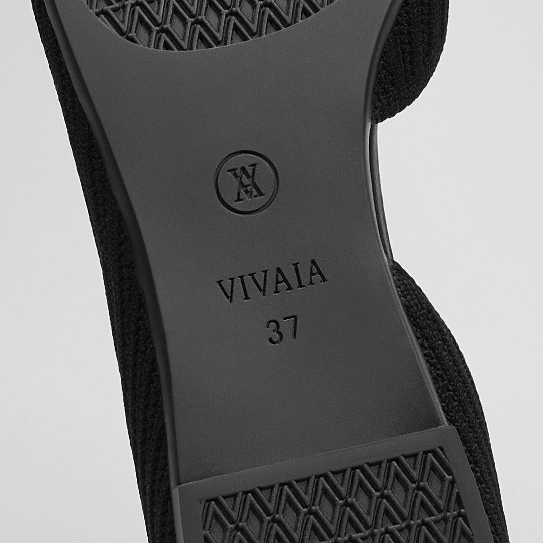 Melia 2.0] ポインテッドトゥ Vカット フラットシューズ – VIVAIA JAPAN