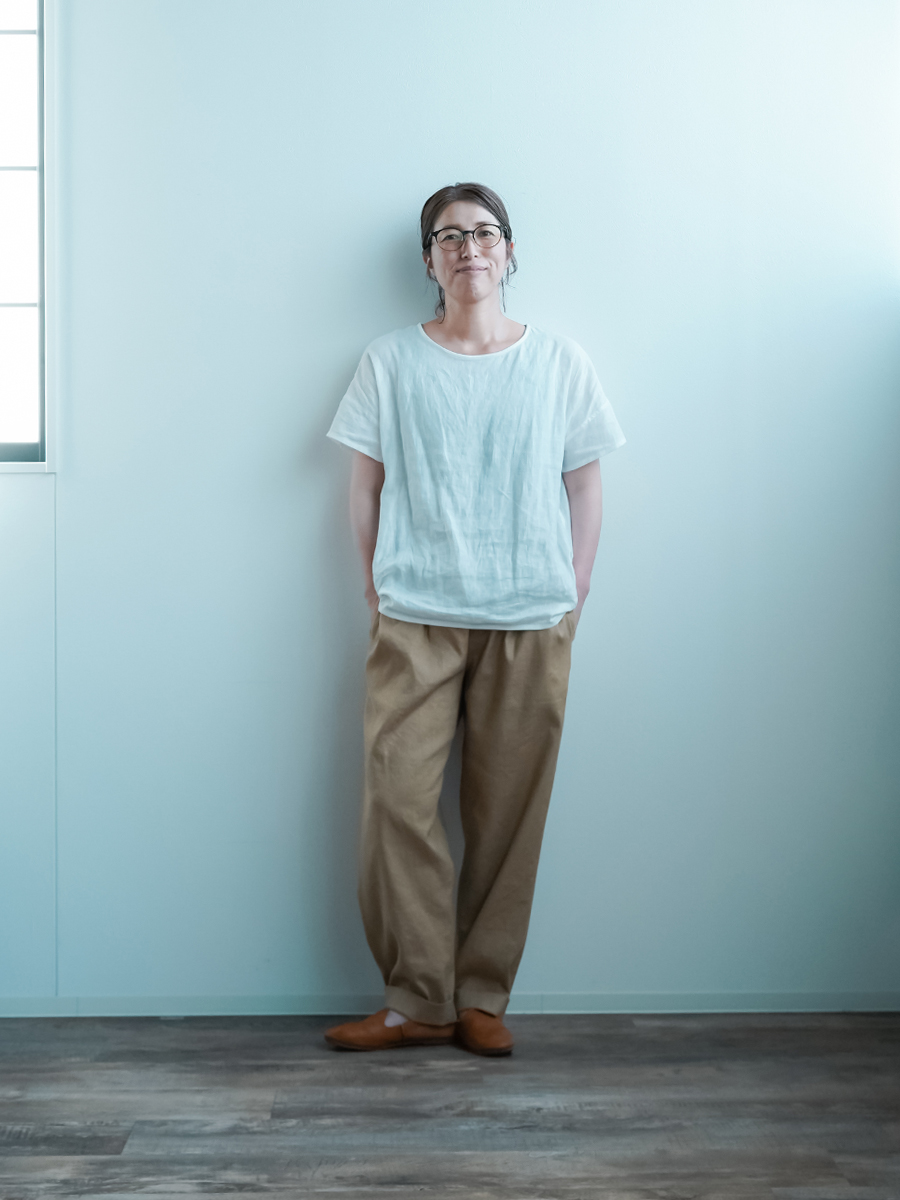 リネントップス】ドロップショルダー 背中ギャザー リネンブラウス