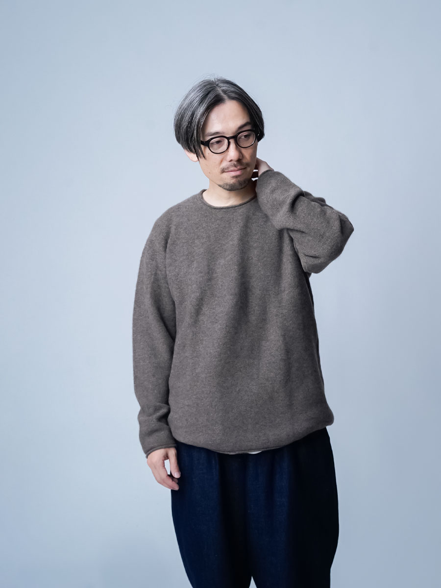 ヤク100％】 纏う、極上の軽やかさ クルーネック ヤクセーター