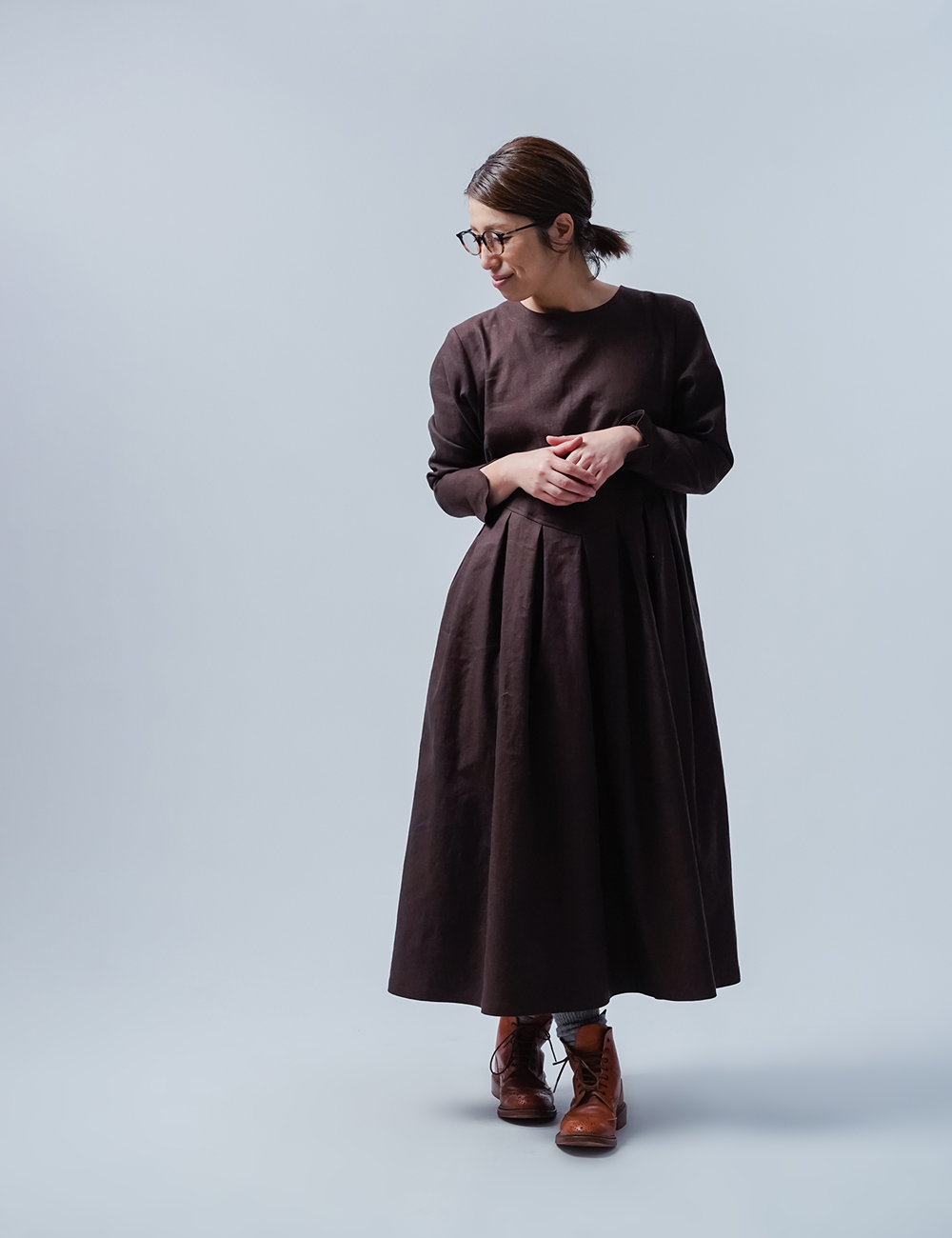 wafu】【リネンワンピース】鍵盤タック ソロテックス ワンピース