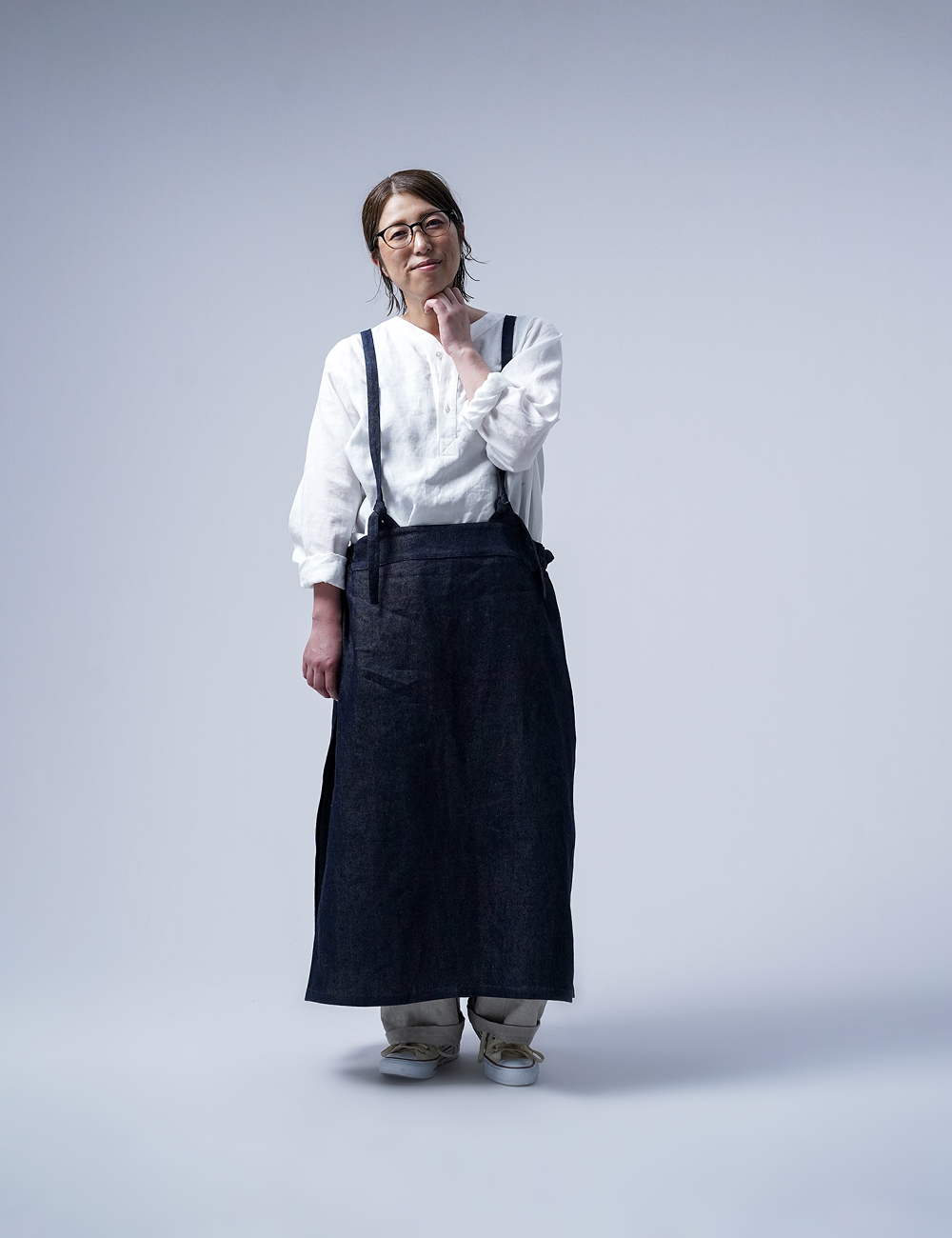 リネンタブリエ】 リネン100%デニム 魔法のエプロンスカート / ダーク