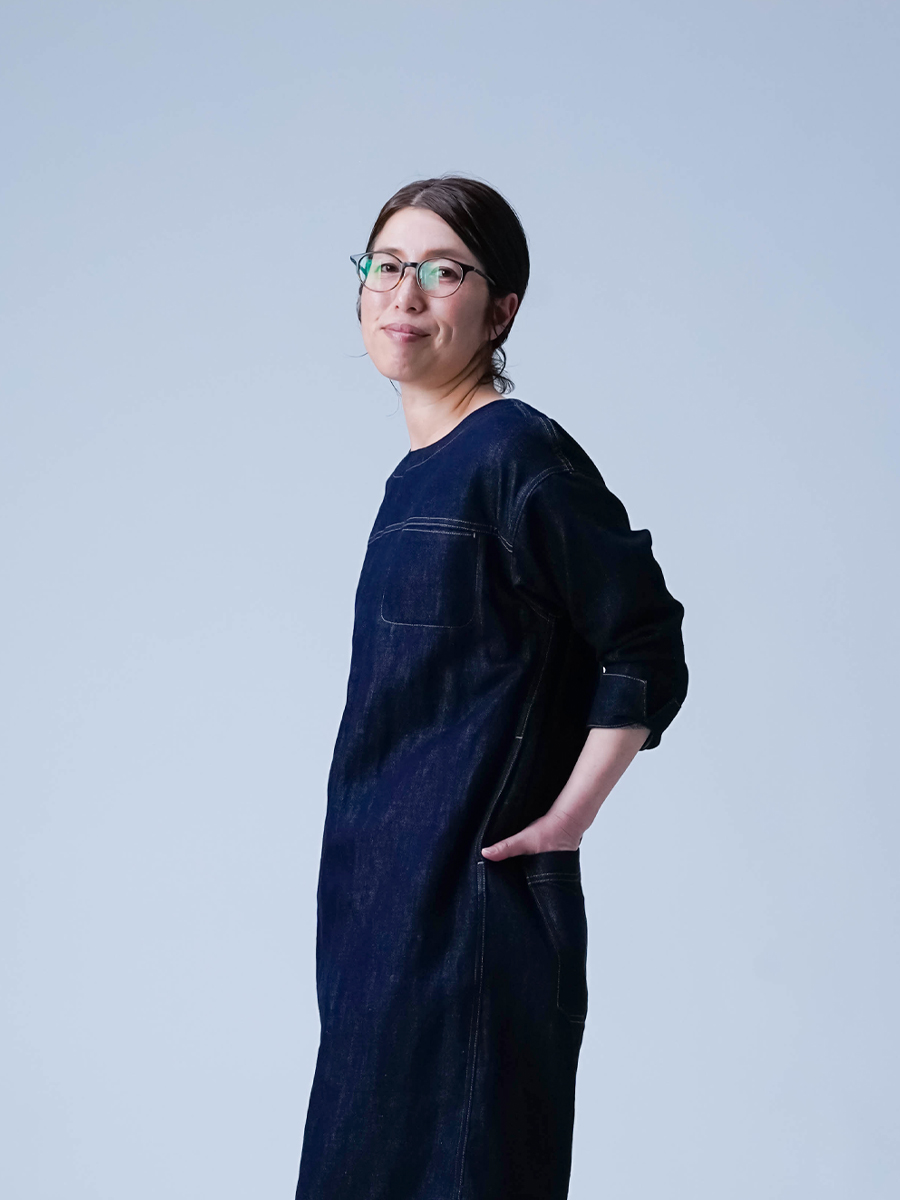 リネンデニム】心地よい日常を彩る リネン混デニムのロングワンピース