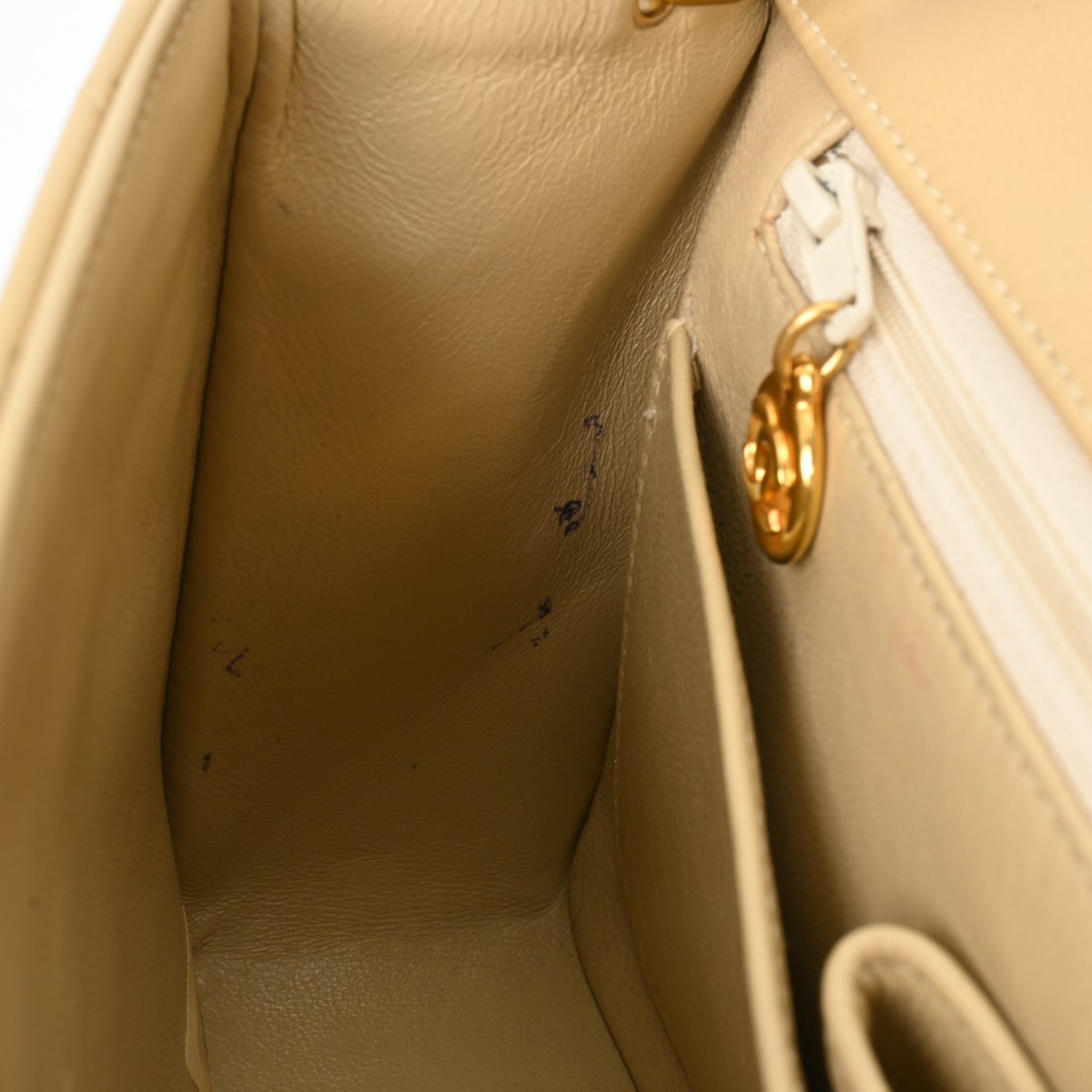 シャネル マトラッセ フルフラップターンロックチェーンショルダー