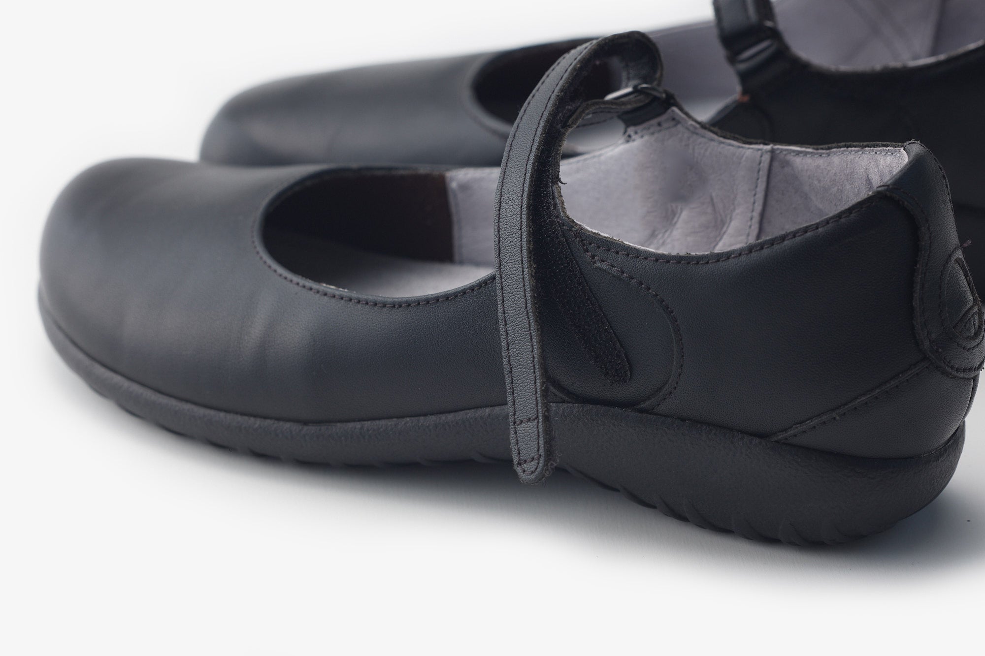 NAOT (ナオト）| REKA レカ 黒