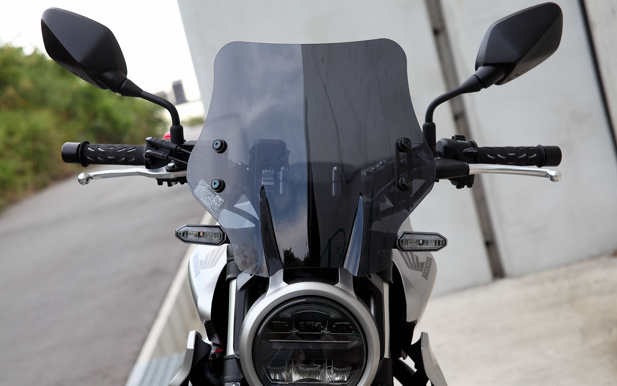 CB250R(MC52) スクリーンバイザー5