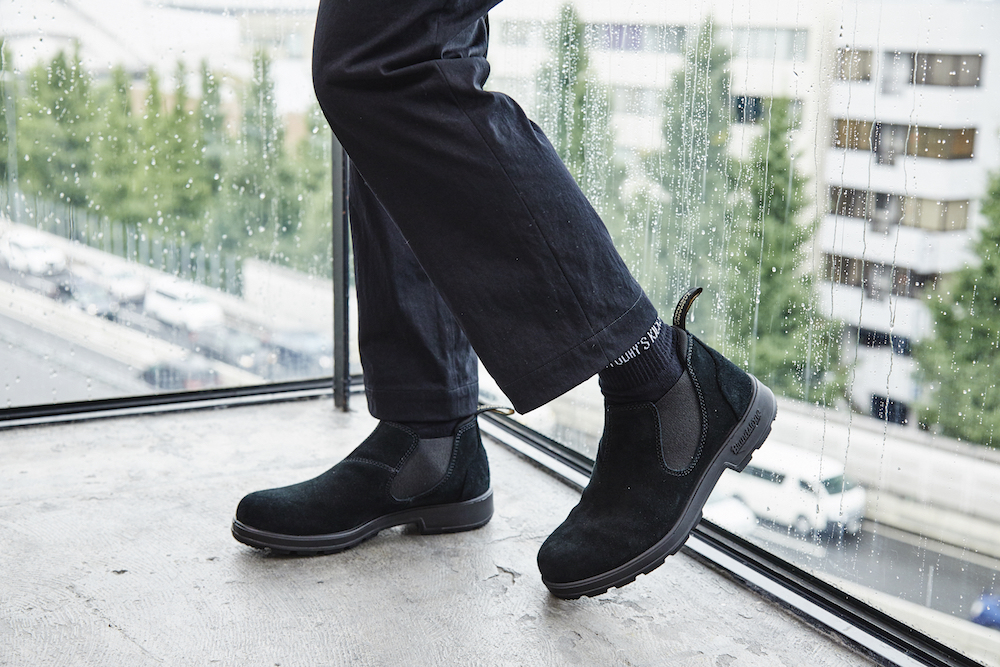 ブランドストーンのローカット版サイドゴアブーツに、秋冬仕様の