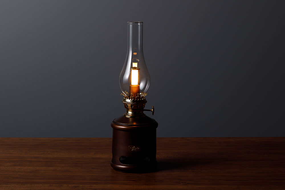 アラジンのランタンスピーカーがこの秋発売！ 1900年代オイルランタン