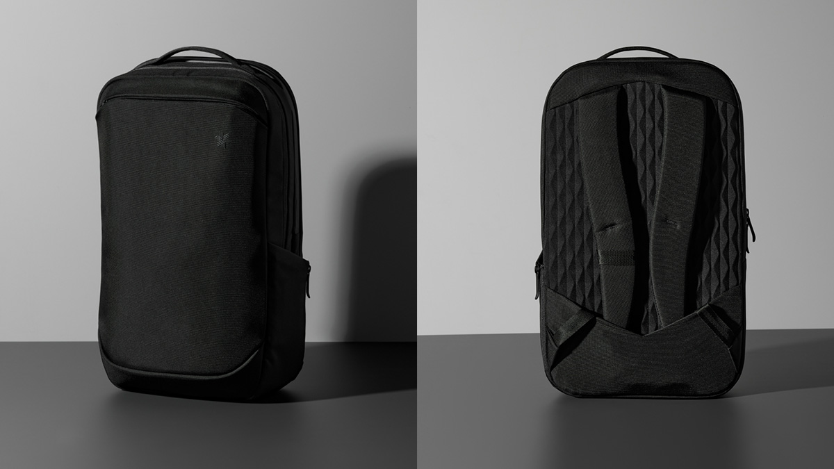 ゴールドウインならではのミニマルデザイン。ビジネス&トラベルシーン