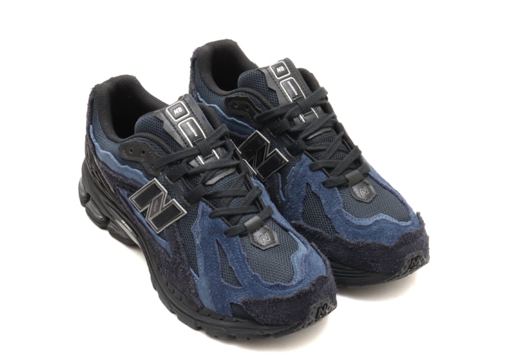 アトモス別注によるニューバランスの名作スニーカー新モデルは、“深海