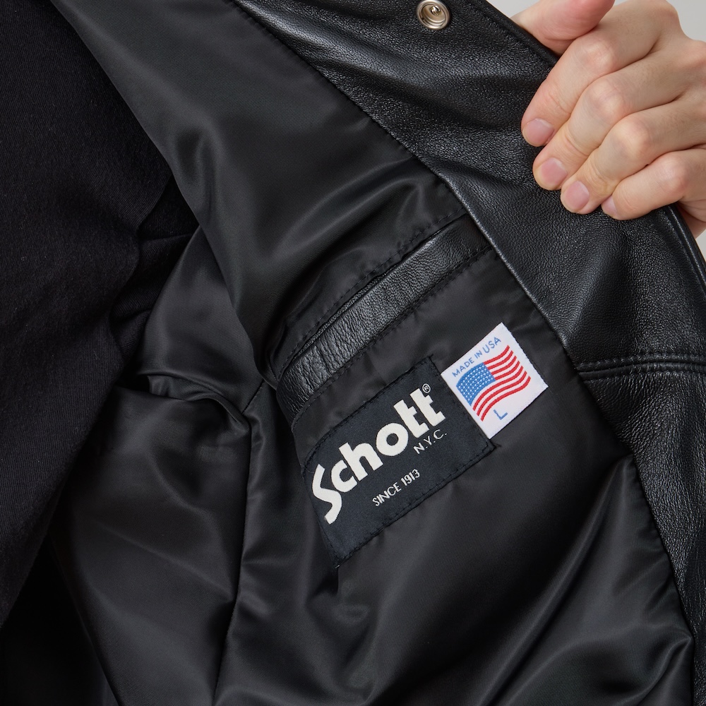 ホワイト マウンテニアリングとショットが再びコラボ。アメリカ生産に