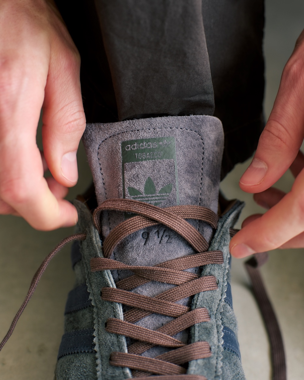 絶妙なアースカラーがソソる。ジャーナル スタンダード別注の