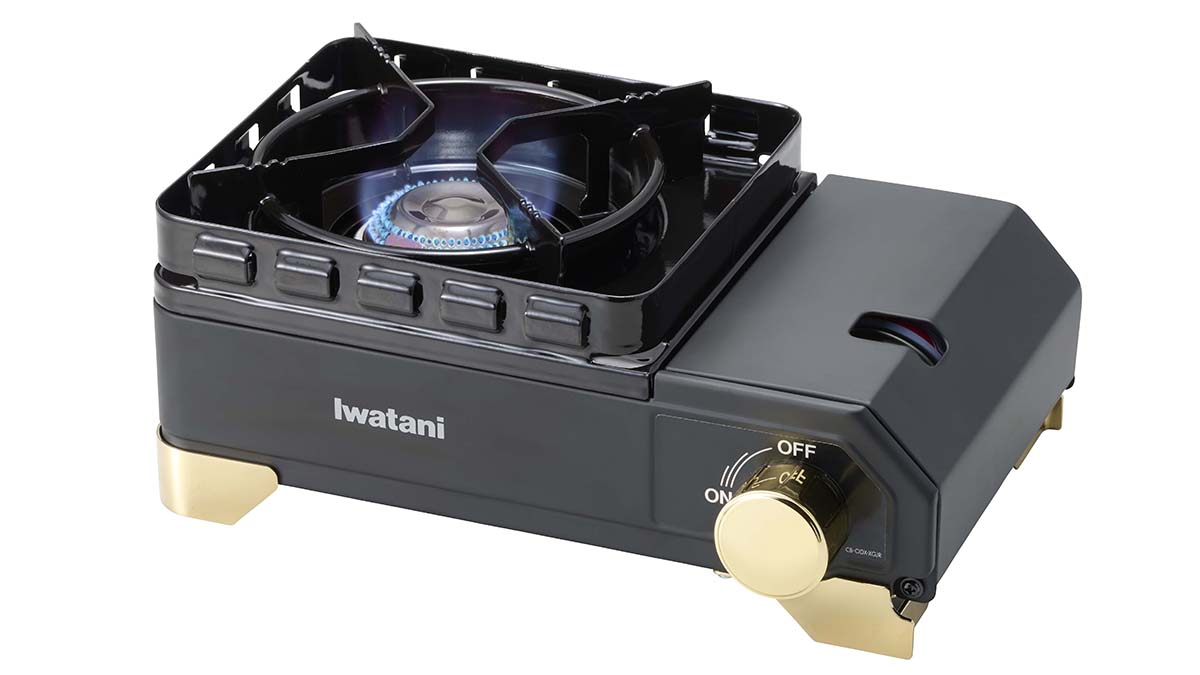 イワタニ「タフまる」シリーズに限定モデル。上位モデルXGが黒 × 金の