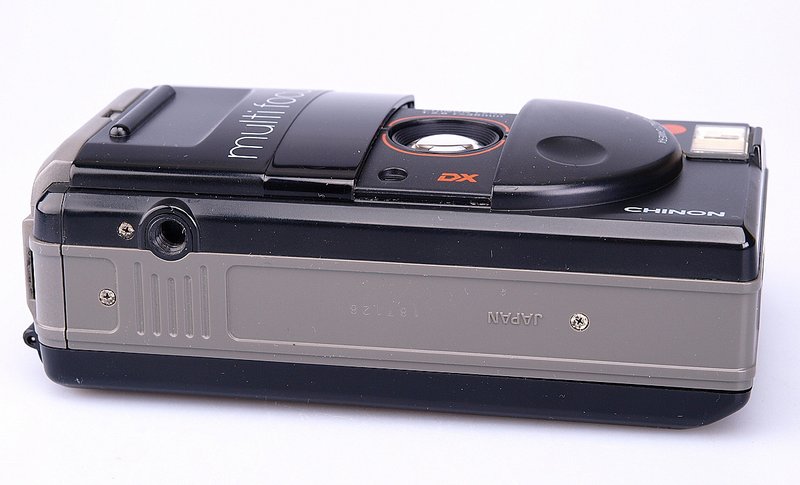 Chinon Multi Focus Auto 3001 Multi Autofocus compact camera