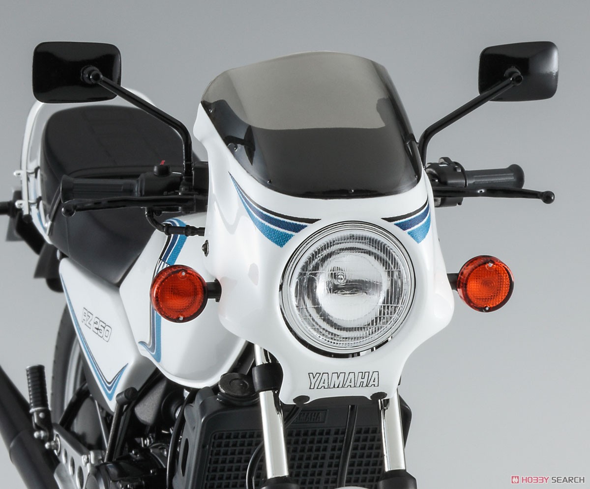 ヤマハ RZ250 (4L3) w/カウル (1982) (プラモデル) - ホビーサーチ