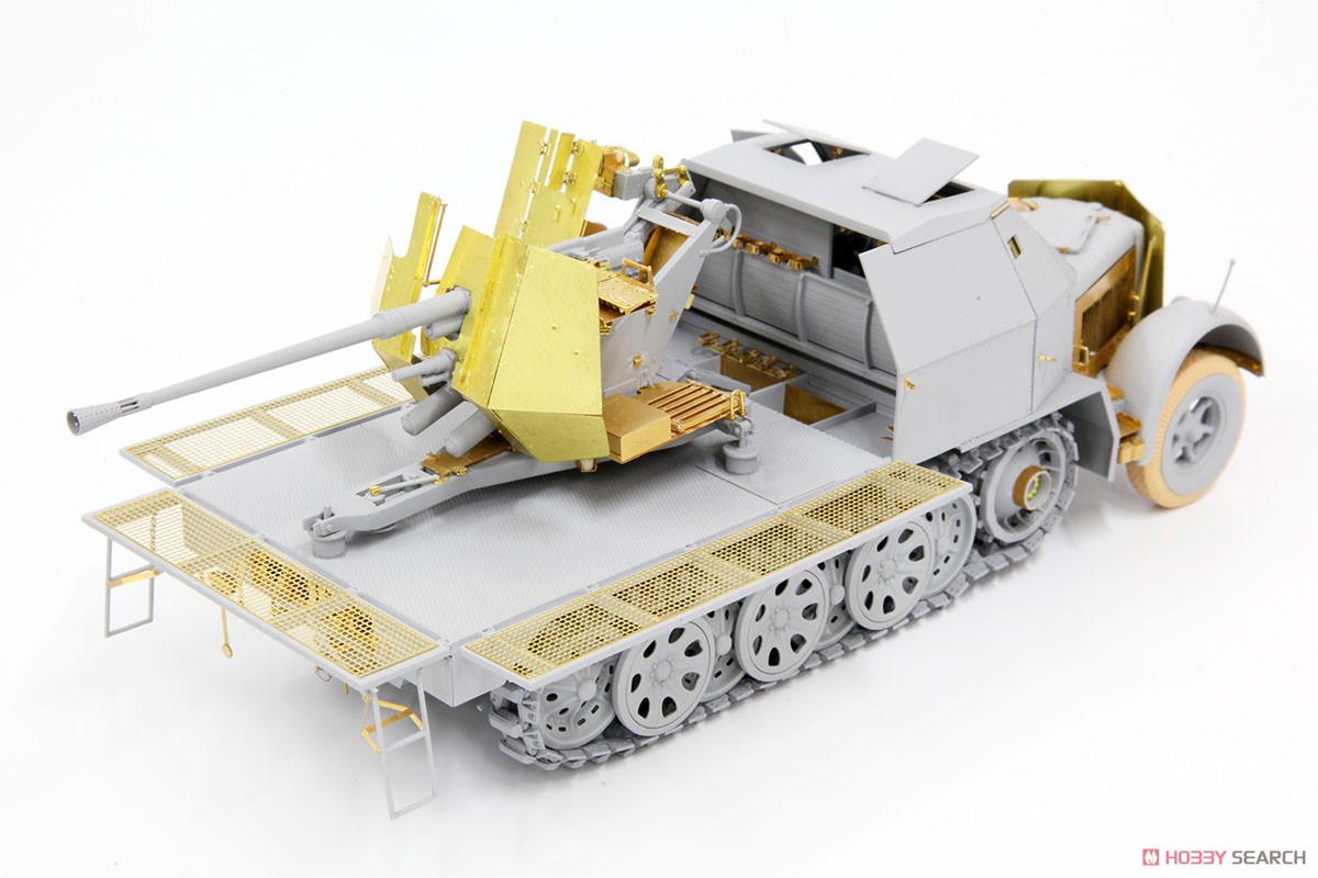 WW.II ドイツ軍 Sd.Kfz.7/2 8トンハーフトラック 装甲キャビン3.7cm