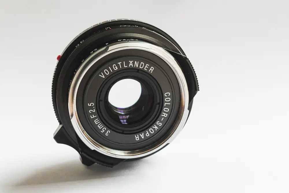 The Voigtländer 35mm f/2.5 Color Skopar