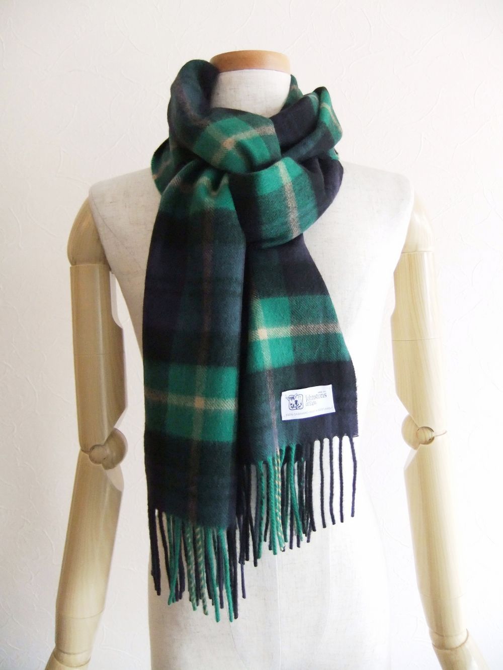 Johnstons - カシミヤ ストール WA57 (モダン ブラックウォッチ