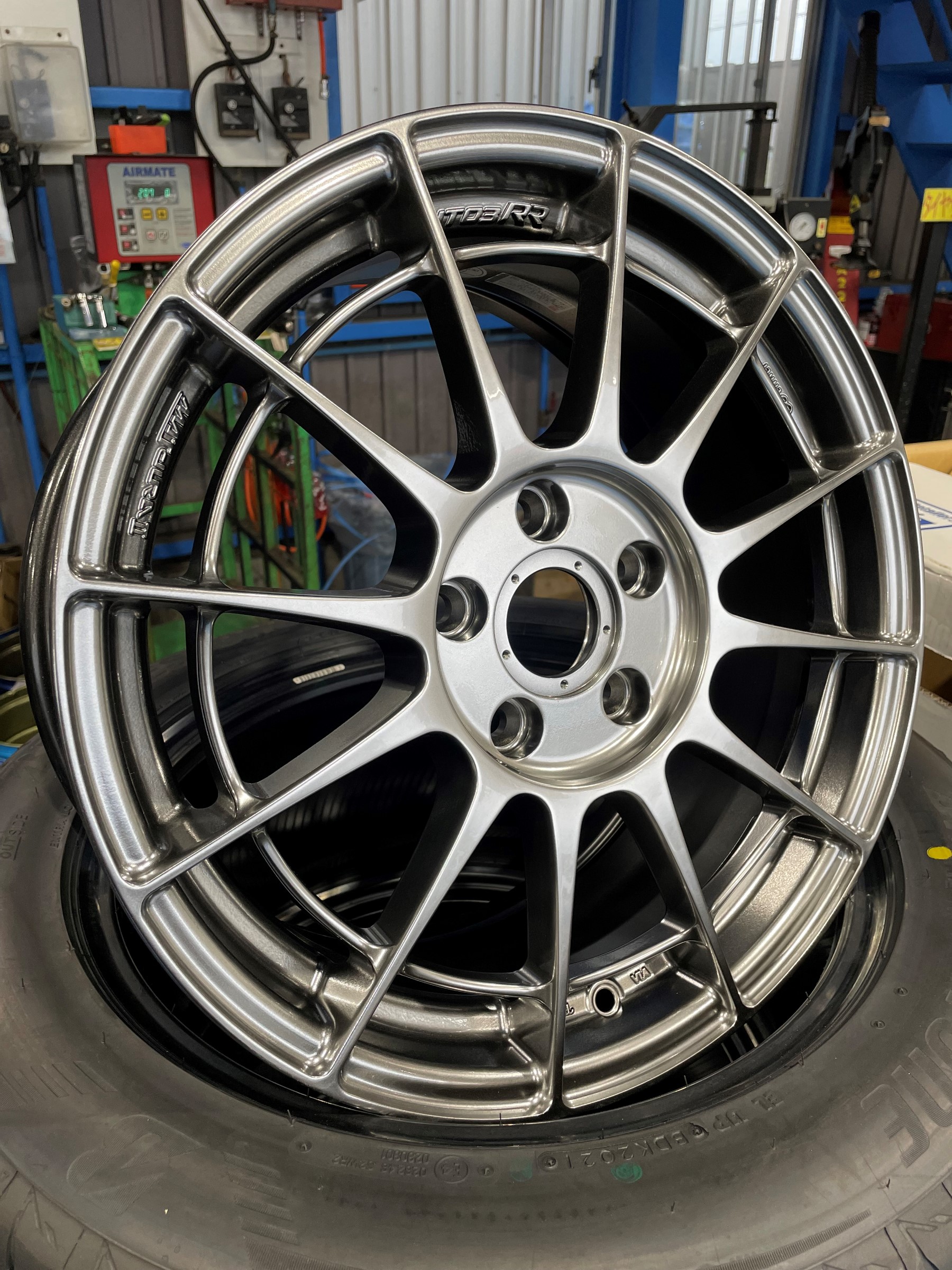 ☆マツダ アテンザワゴン ENKEI NT03RR 装着☆ | マツダ アテンザ