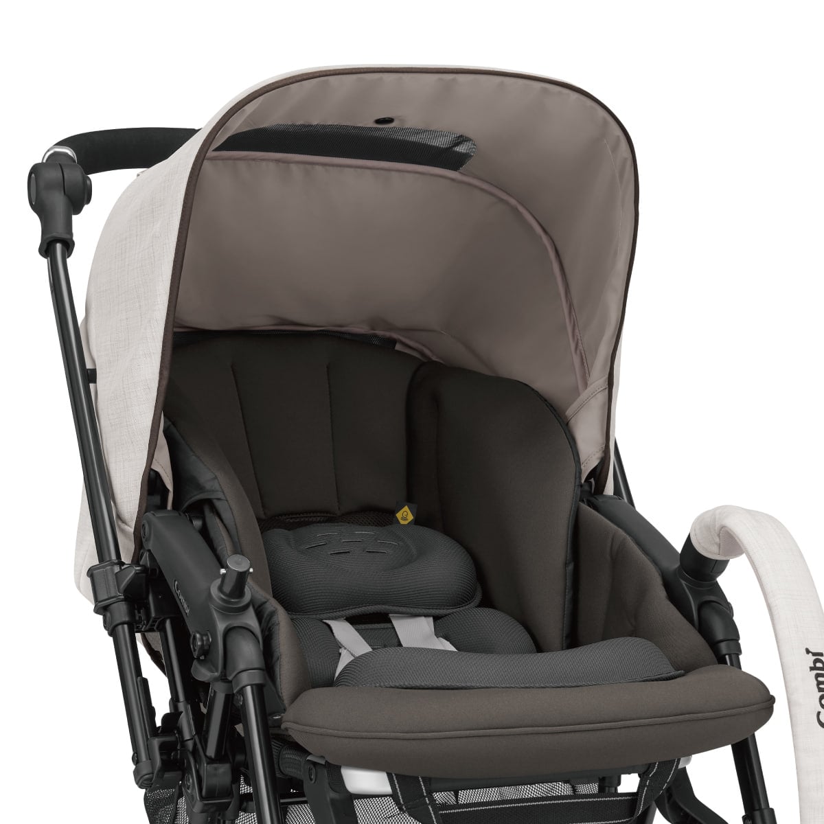 スゴカルα compact エッグショック AW（AEON限定モデル）｜コンビ公式