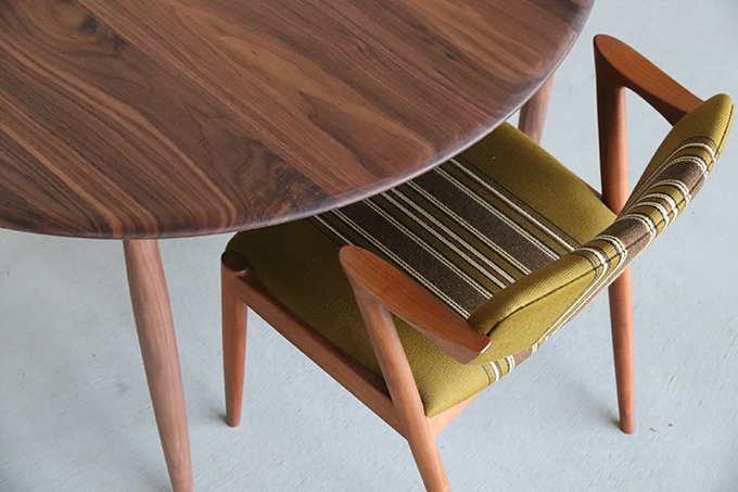 宮崎椅子製作所】「ユニバースダイニングテーブル」 カイ