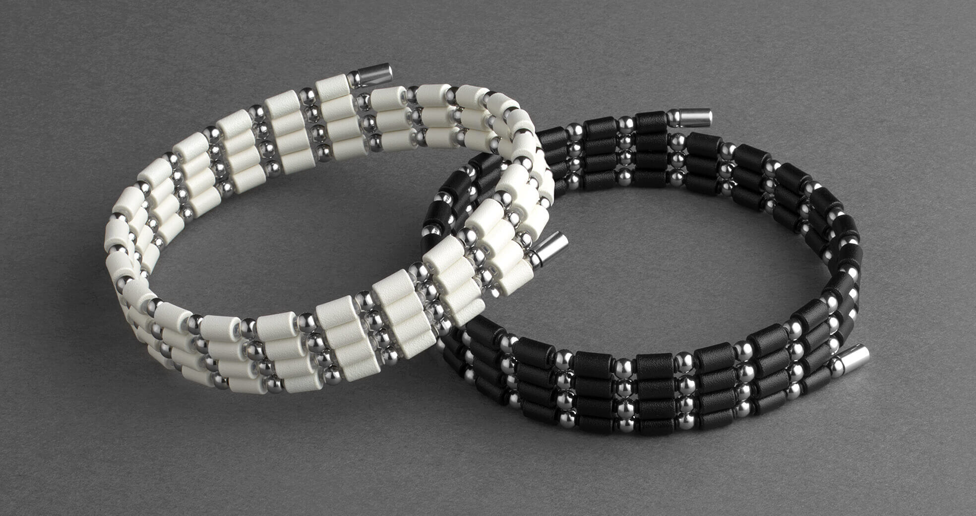 コアフォースループ サス - コアフォース（COREFORCE）公式｜体幹を