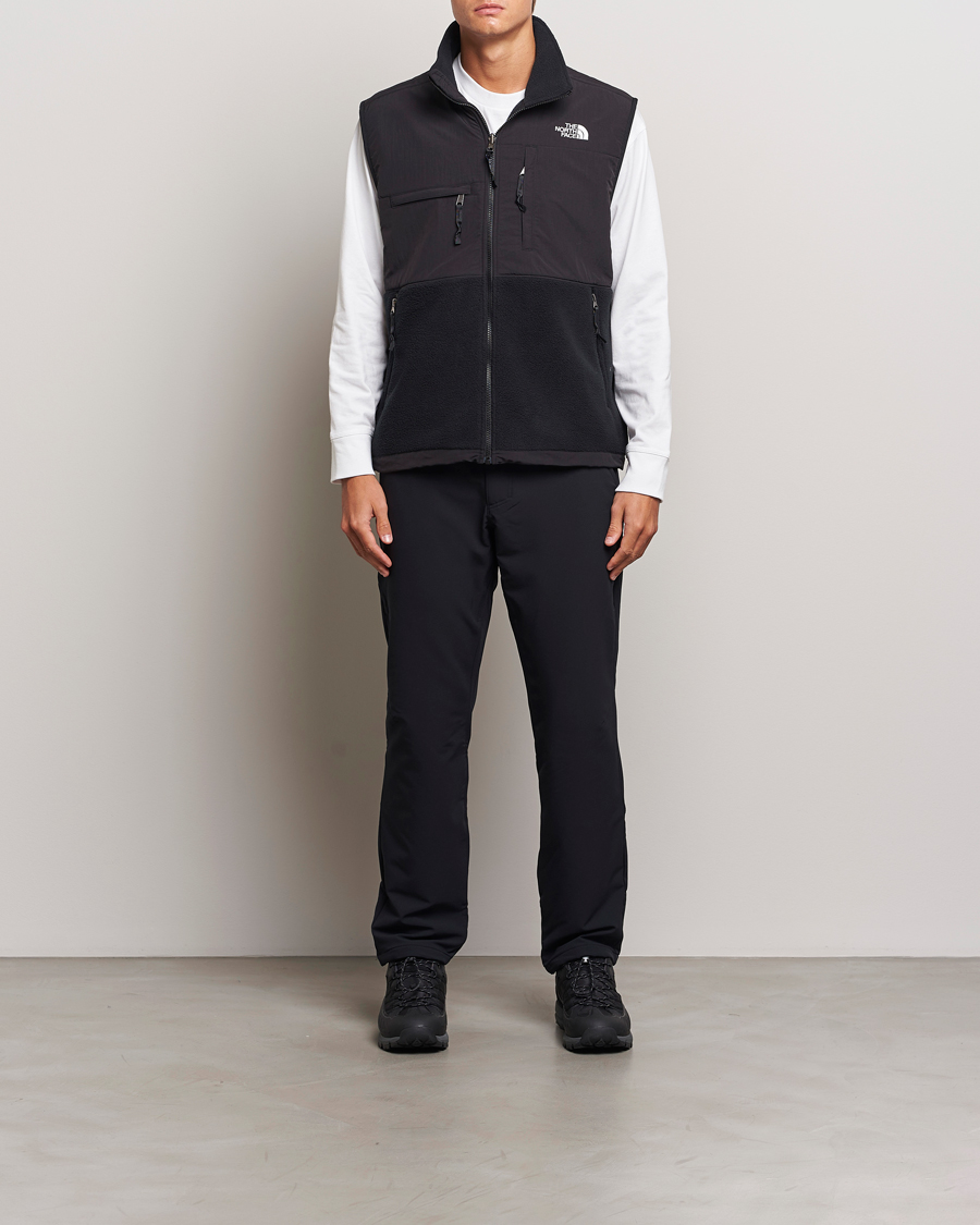 The North Face Retro Denali Vest Black at CareOfCarl.com