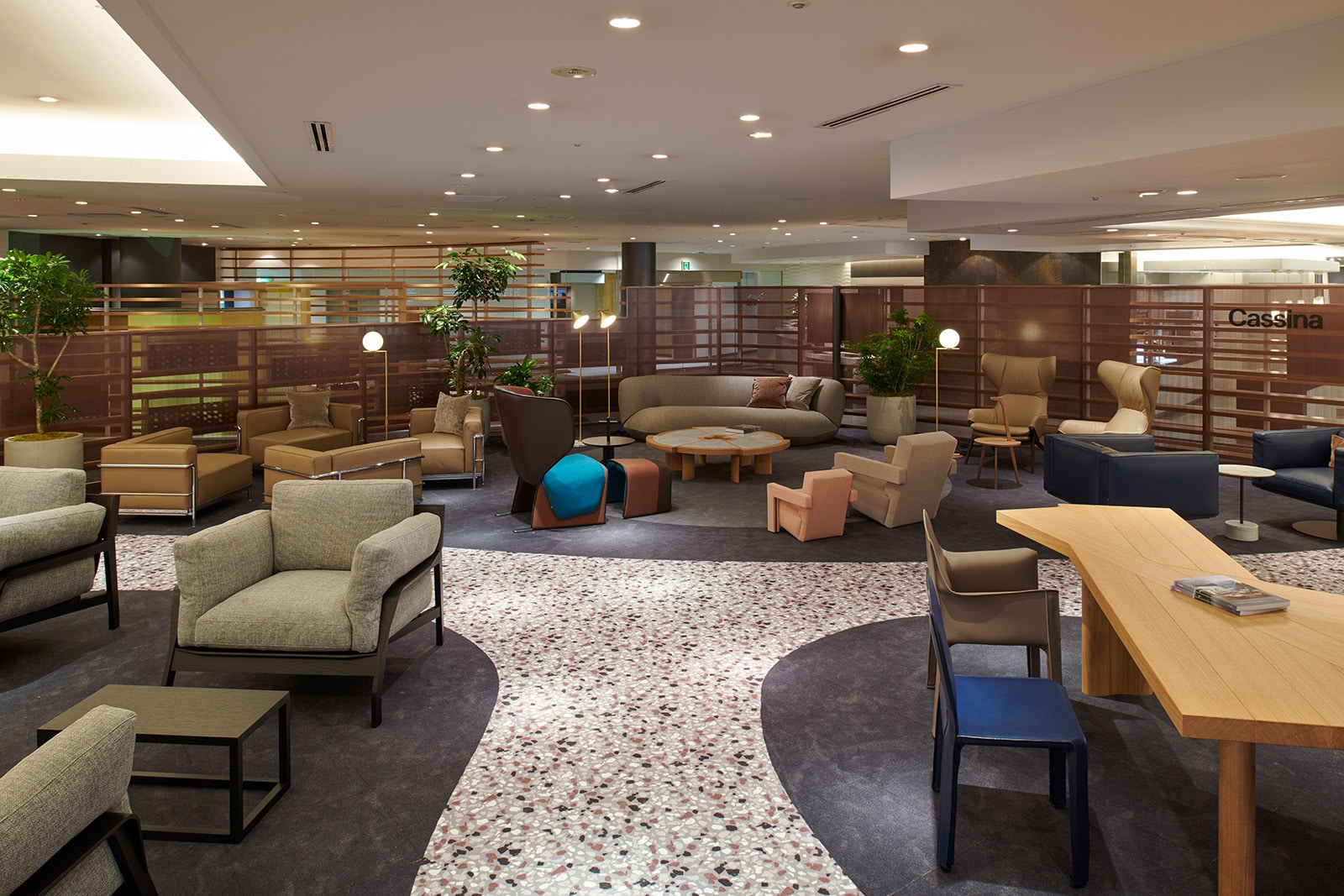 NARITA PREMIER LOUNGE - 納品事例 | カッシーナ・イクスシー