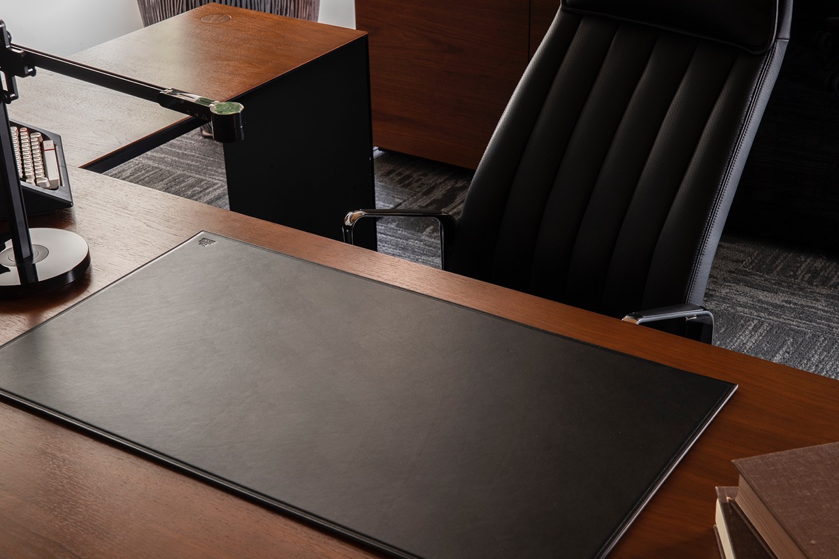 IXC(イクスシー）AIR FRAME 3009 EXECUTIVE DESK|カッシーナ