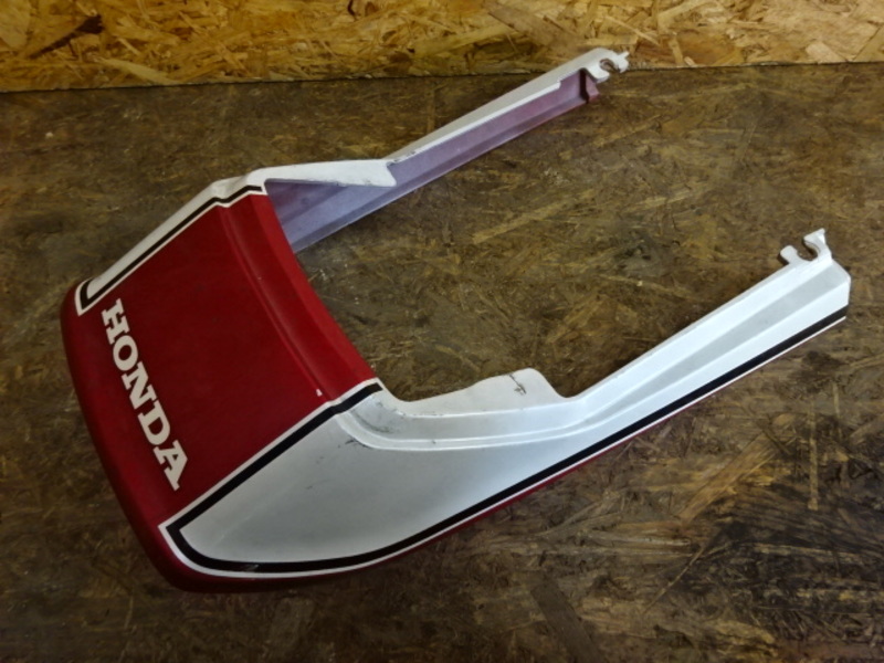 CBX400F CBX550F テールカウル アウトバーン セレクト ビート CBX400F