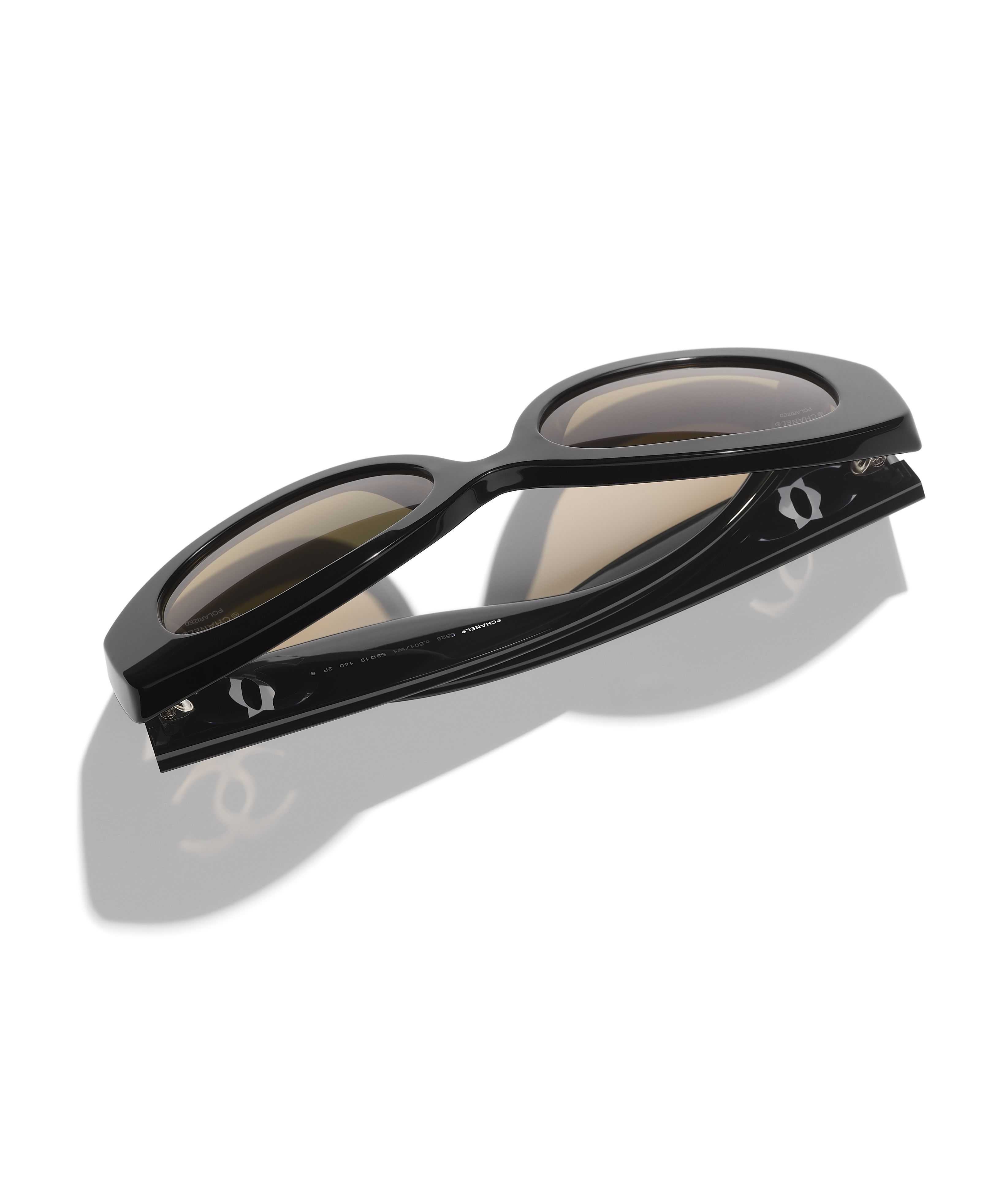 CHANEL サングラス: オーバル シェイプ サングラス, アセテート