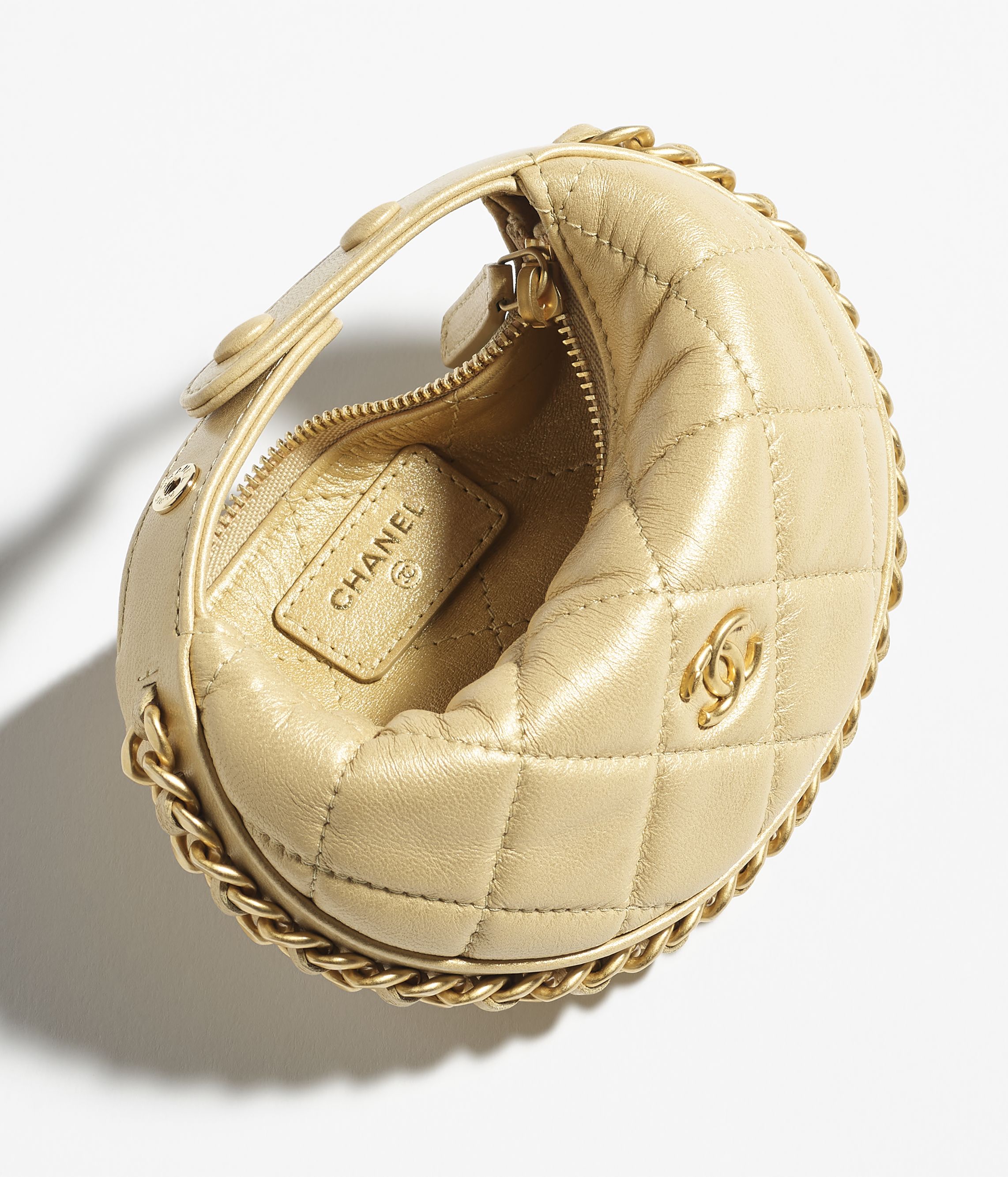 CHANEL ウエストポーチ ビコローレ ラムスキン ターンロック ベージュ