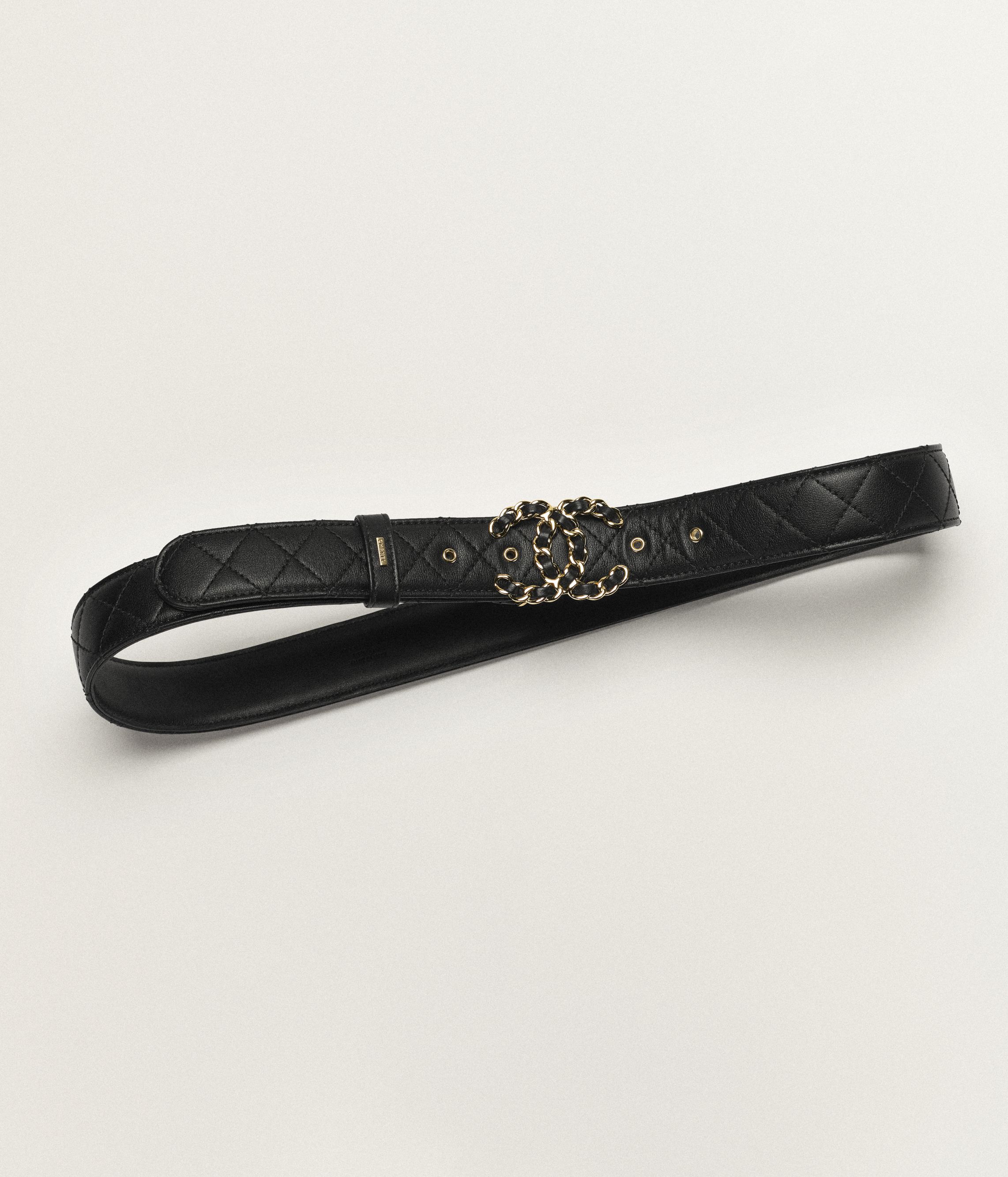 Leather belt - Calfskin & gold-tone metal, black — Fashion | CHANEL