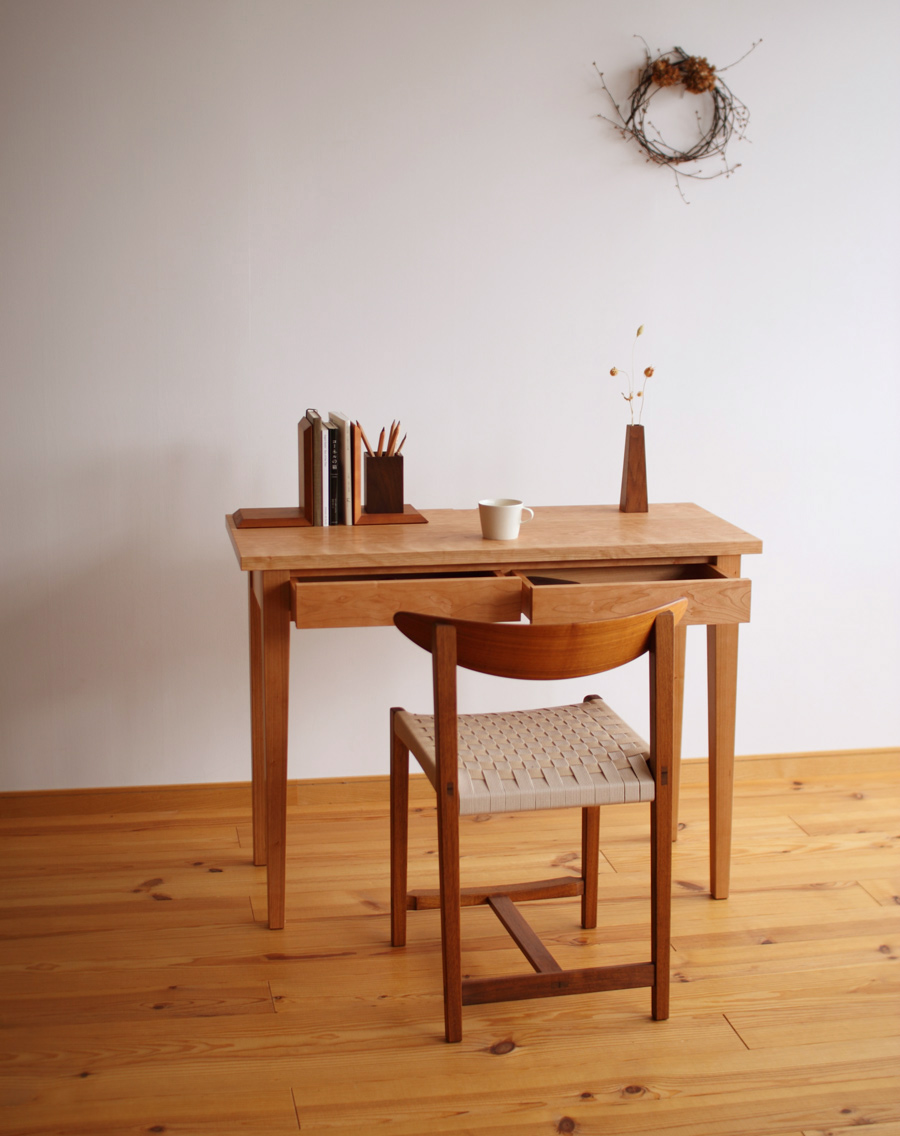 チェリー無垢材 オーダーデスク D-99(リビング机 幅100cm 奥行き浅い