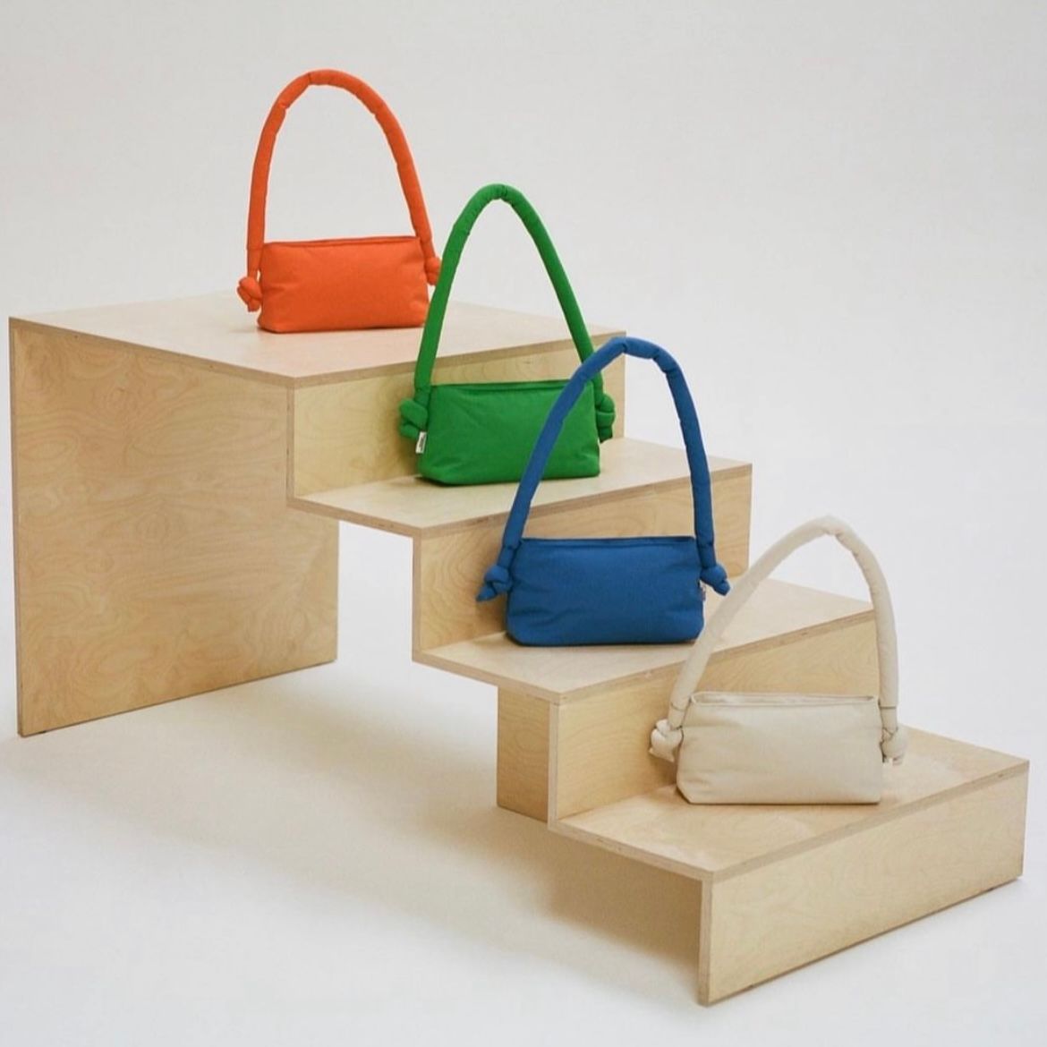 OLEND - 【残りわずか】Taco Bag | ACRMTSM ONLINE STORE