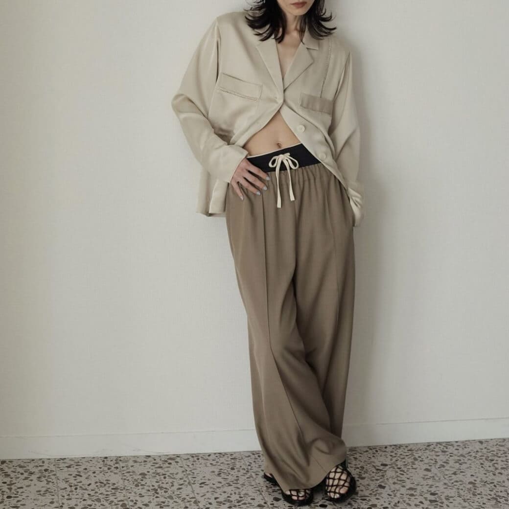 anuke アンヌーク サテン テーラード シャツ｜BORN FREE ONLINE SHOP