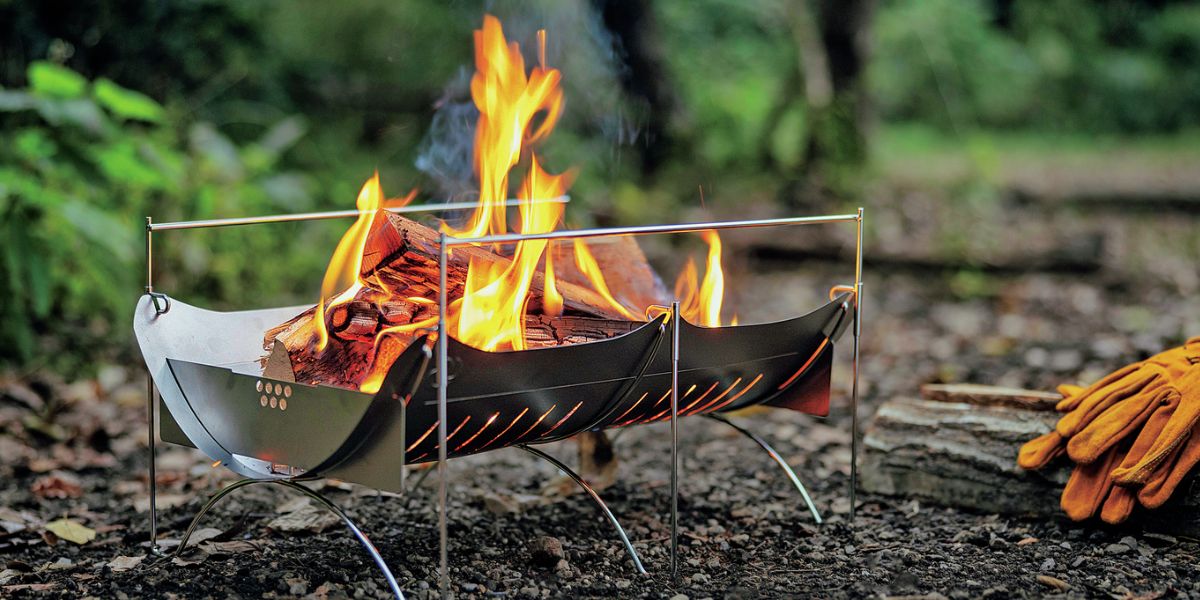 チタン製焚火台6選｜超軽量でソロキャンやミニマルキャンプ派にも