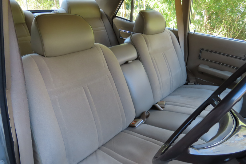 三菱 デボネア エグゼクティブSE 中古車 情報 | ブルーオート