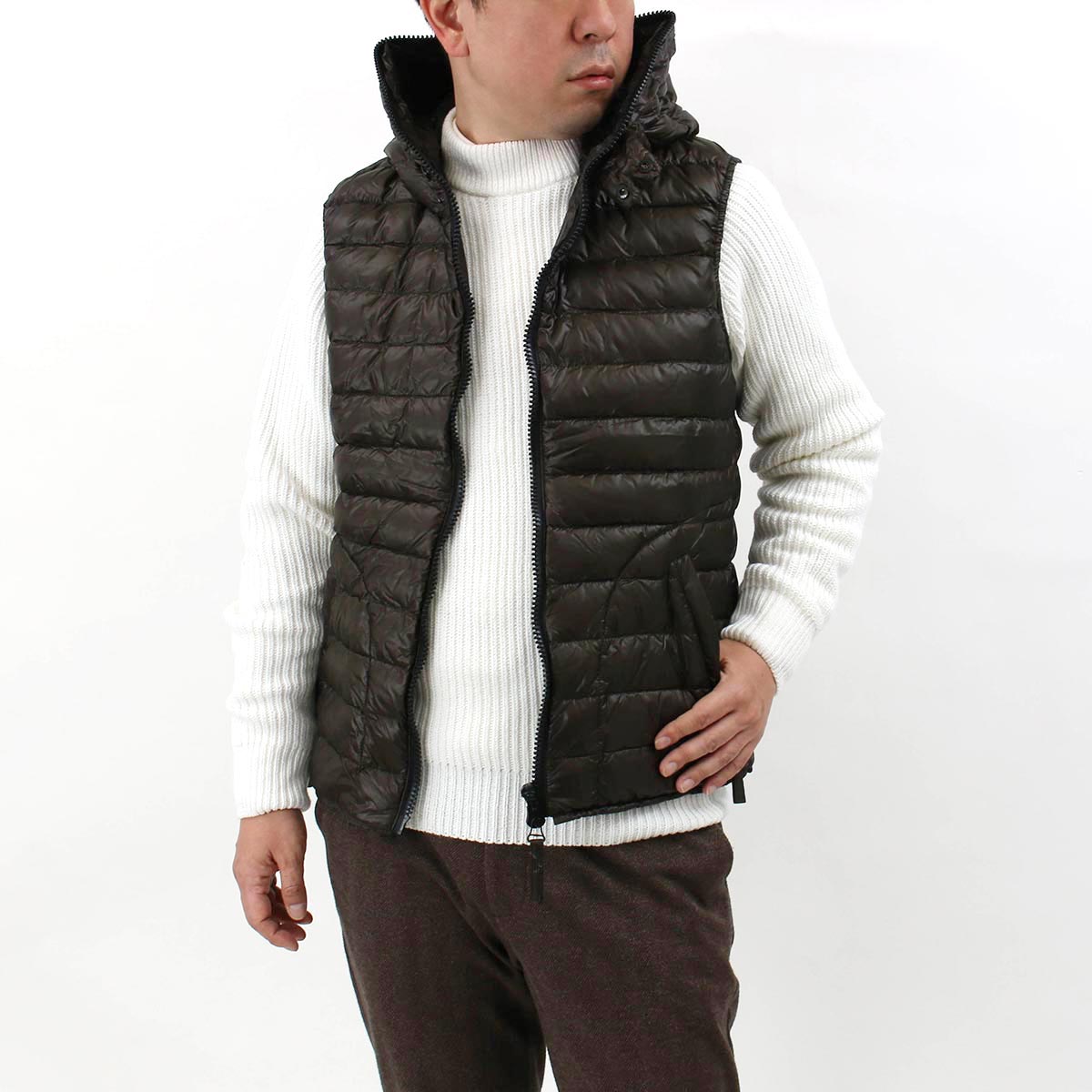 デュベティカ ダウンベスト アウター メンズ リカオン フード付き ムゴ