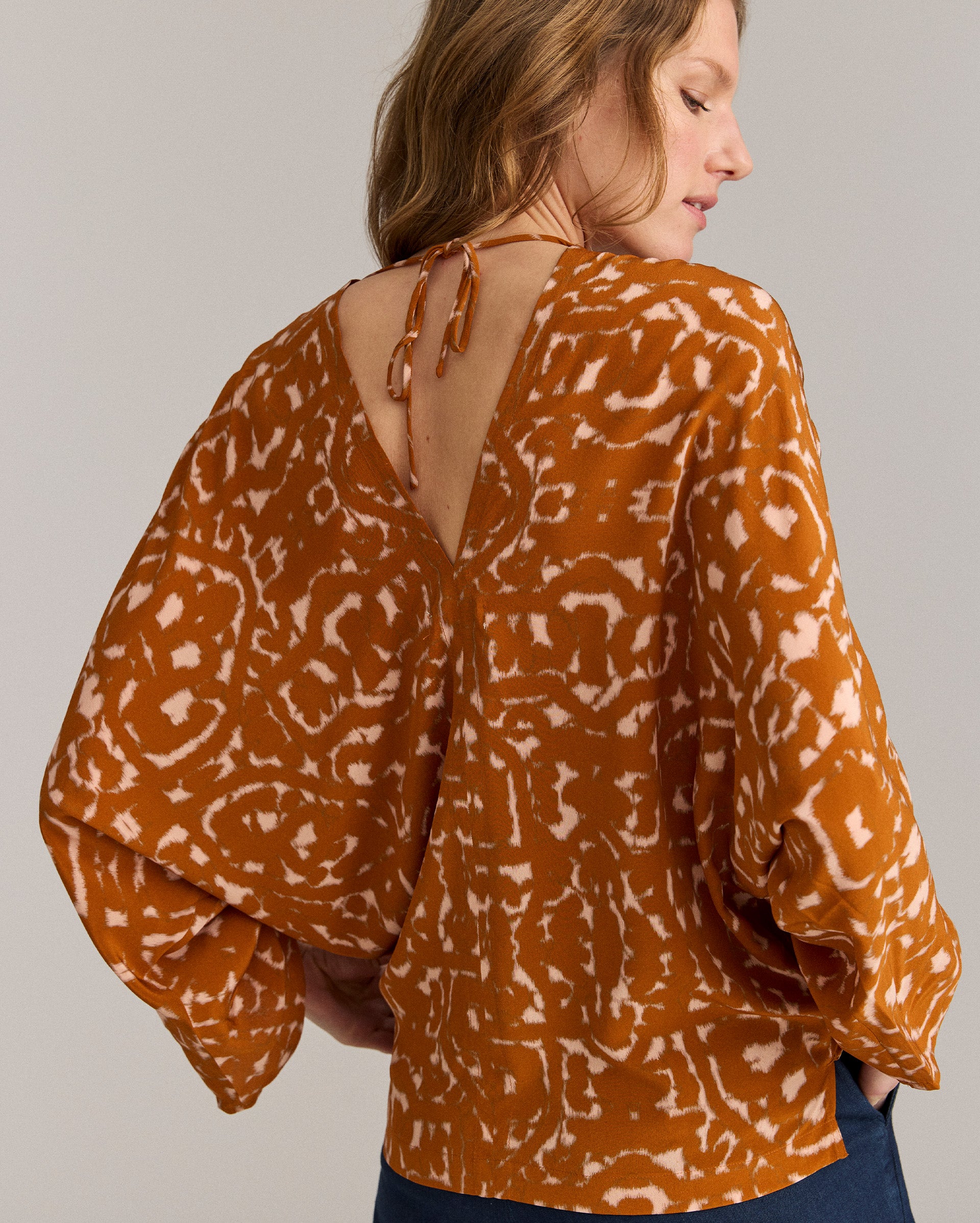 Moroccan Screen Silk Ruched Blouse – Billy Reid