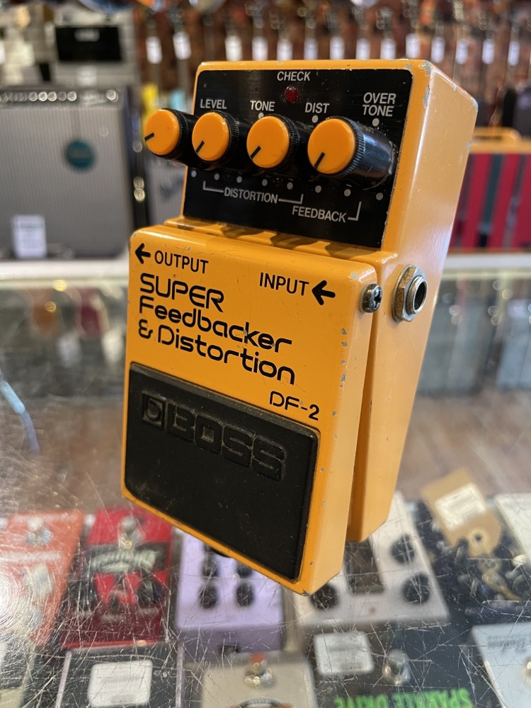 USED BOSS DF-2 Super Feedbacker Distortion Pedal: Canadian Online