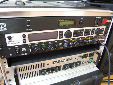 Voodoo Lab Guitar preamp買いました。