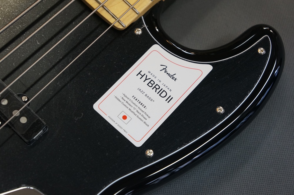 Fender Made in Japan Hybrid II Jazz Bass Maple Fingerboard - Black