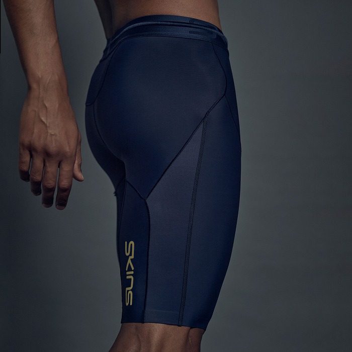 SKINS（スキンズ）/メンズ/ショートタイツ｜GRIP ONLINE STORE