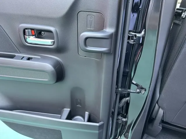 ワゴンRカスタムZ ハイブリッド ZX UGP 全方位Dオーディオ スズキ