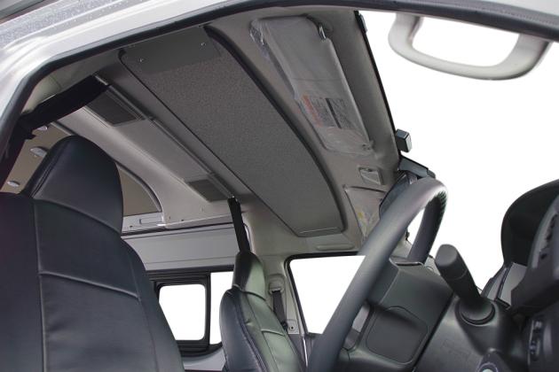 ESフロントトレー：トヨタ 200系ハイエース【製品紹介】｜トランポ