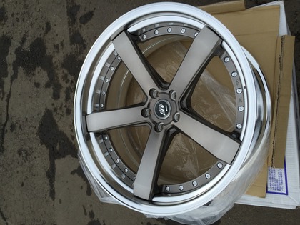 新作ホイール WORK(ワーク) ZEAST(ジースト) ST-1とST-2の紹介｜自動車