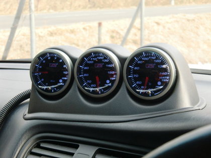 チェイサー JZX100 オートゲージ 60φ 3連メーター取付｜車の